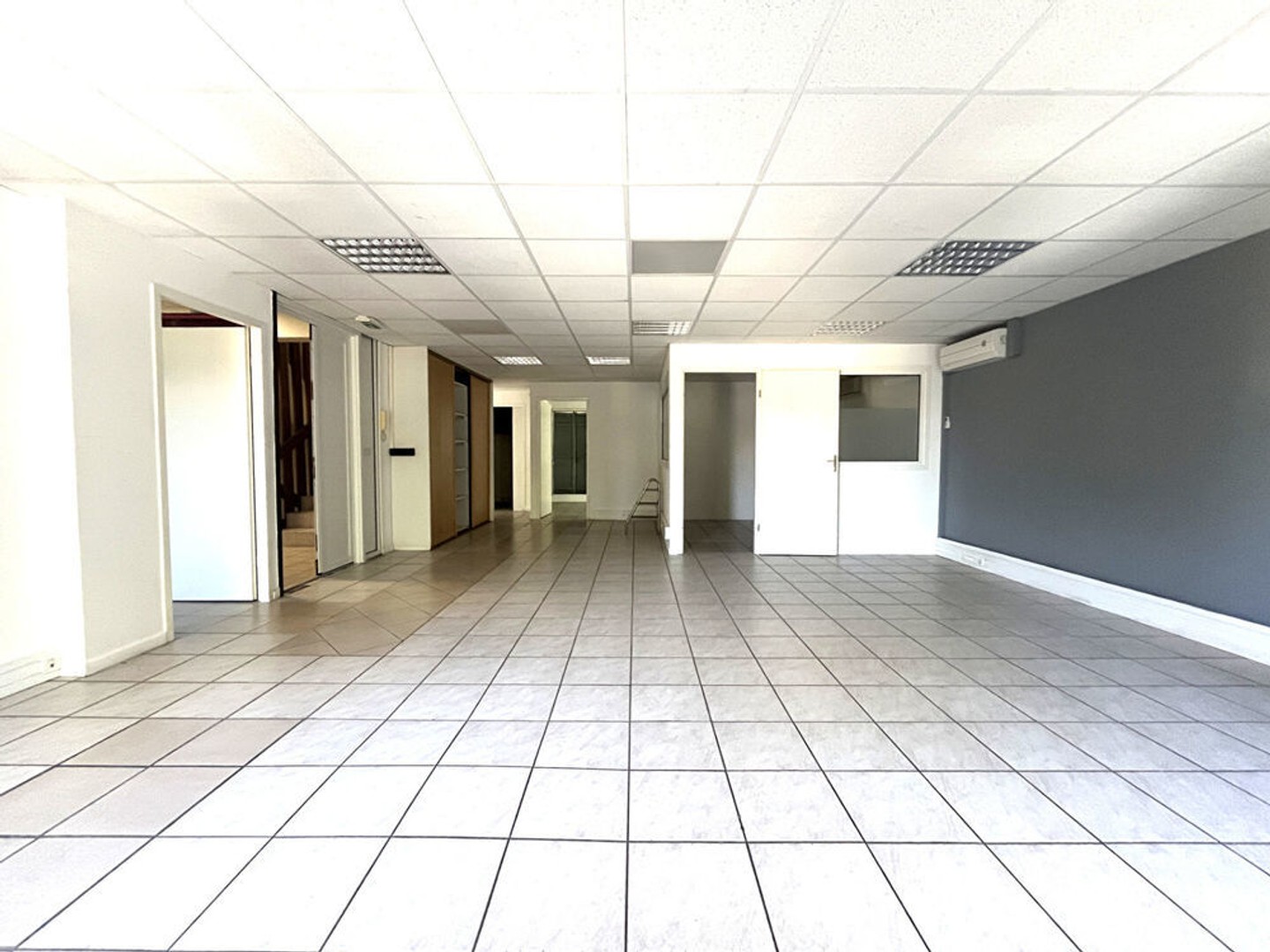Appartement à vendre - 4 pièces - 108m2 - Saint-Denis (97400)