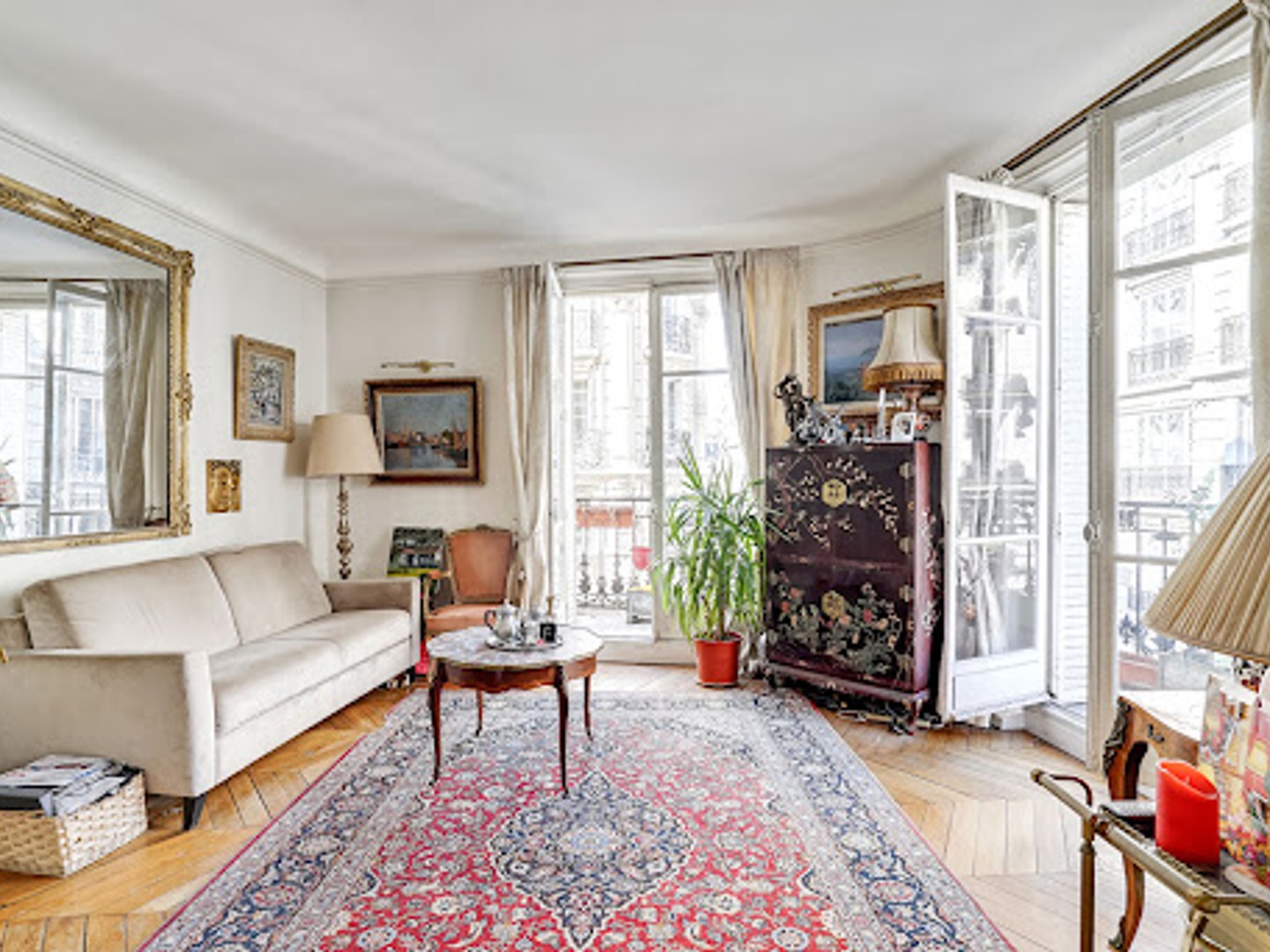 Appartement à vendre - 4 pièces - 87m2 - Paris 18e (75018)