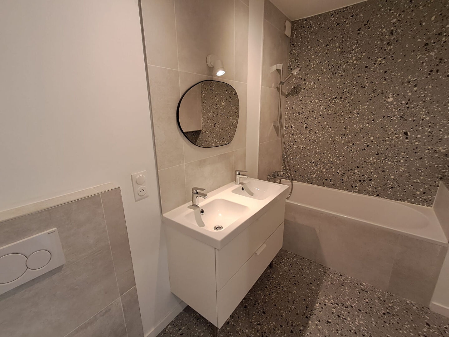 Appartement à vendre - 5 pièces - 95m2 - Aix-En-Provence (13100)