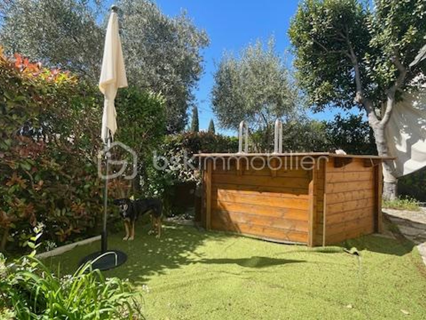 Maison à vendre - 7 pièces - 145m2 - Nîmes (30900)