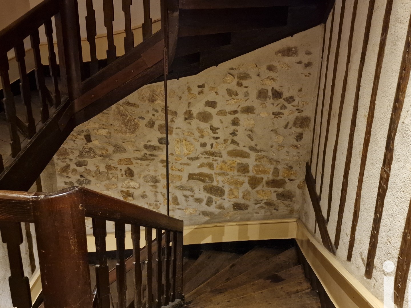 Immeuble à vendre - 456m2 - Nontron (24300)