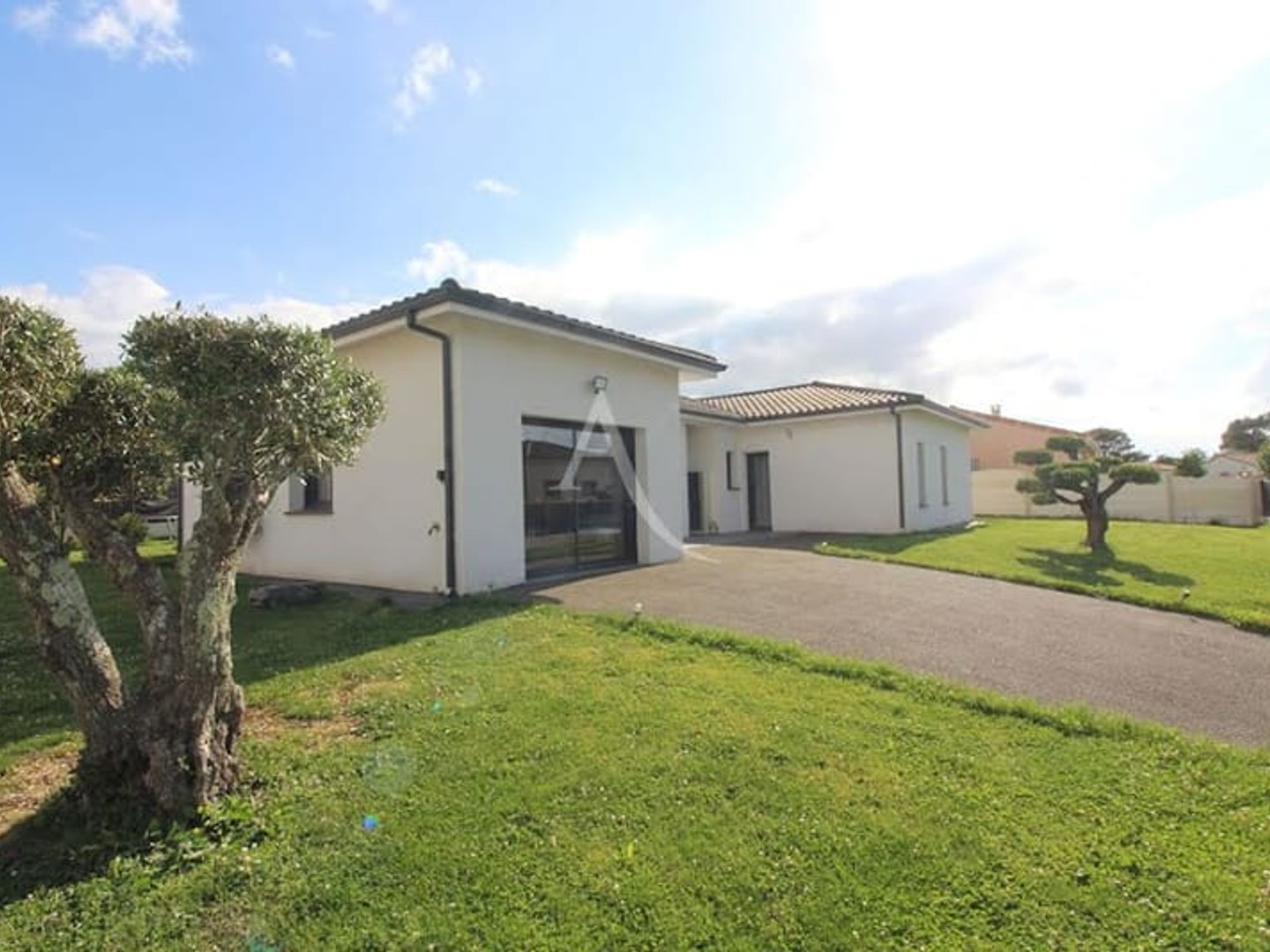 Maison à vendre - 6 pièces - 165m2 - Montauban (82000)