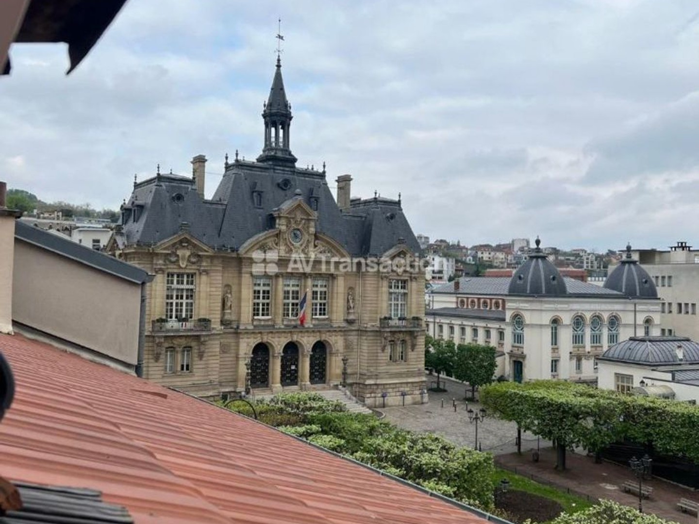 Appartement à vendre - 2 pièces - 60m2 - Suresnes (92150)