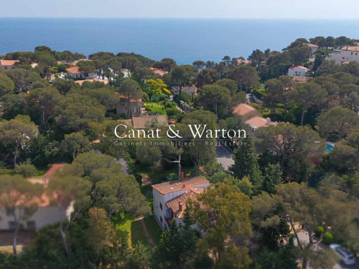 Terrain à vendre - 110m2 - Saint-Raphaël (83700)