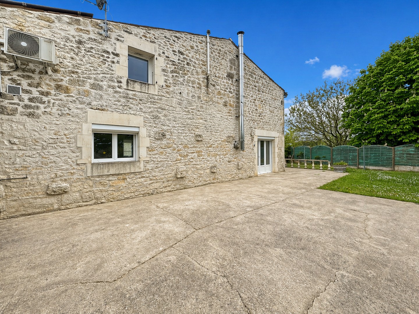 Maison à vendre - 5 pièces - 135m2 - Rétaud (17460)