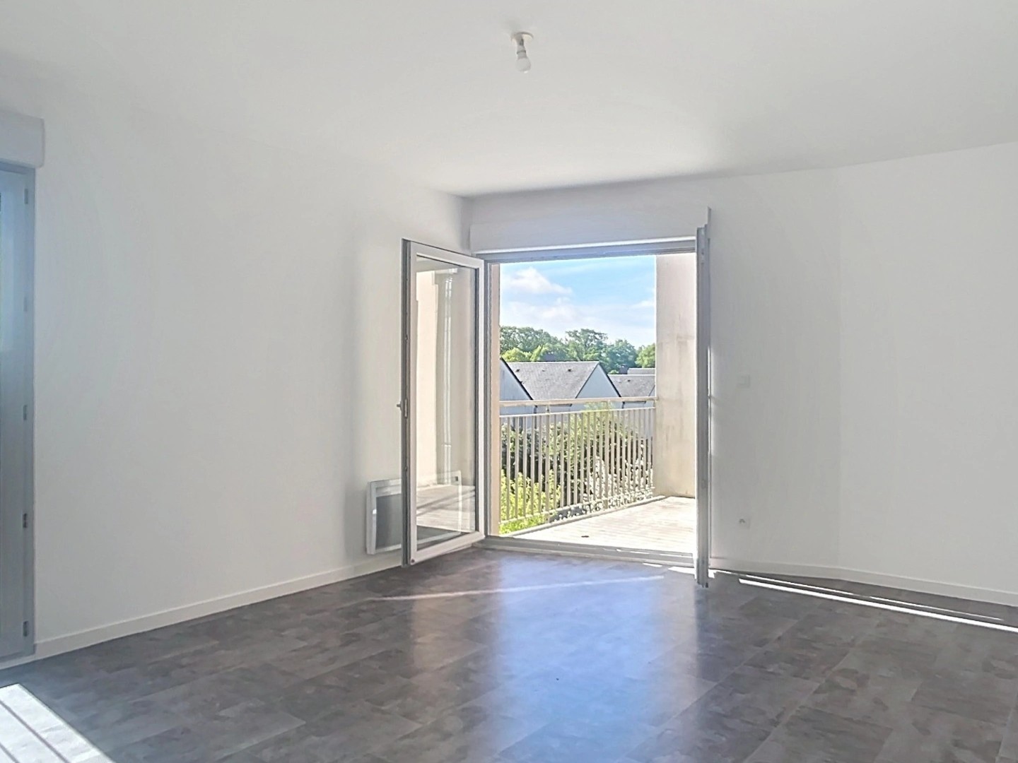 Appartement à vendre - 4 pièces - 76m2 - La Membrolle-Sur-... (37390)