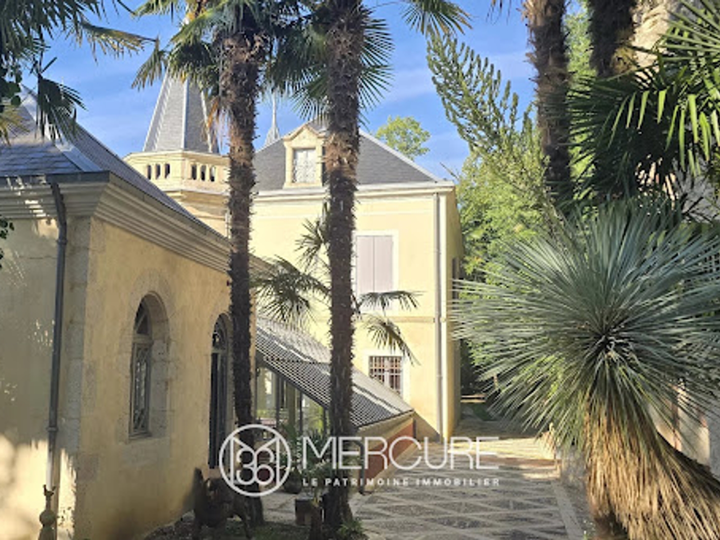 Château 15 pièces 467 m²