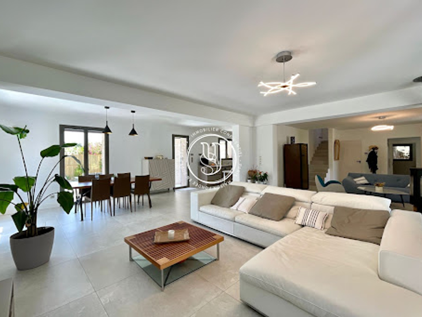 Maison à vendre - 6 pièces - 209m2 - Maussane-Les-Alpi... (13520)
