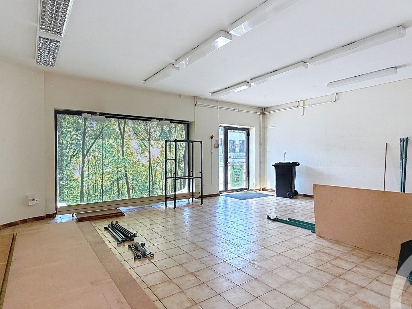 Locaux à vendre - 219m2 - Terville (57180)