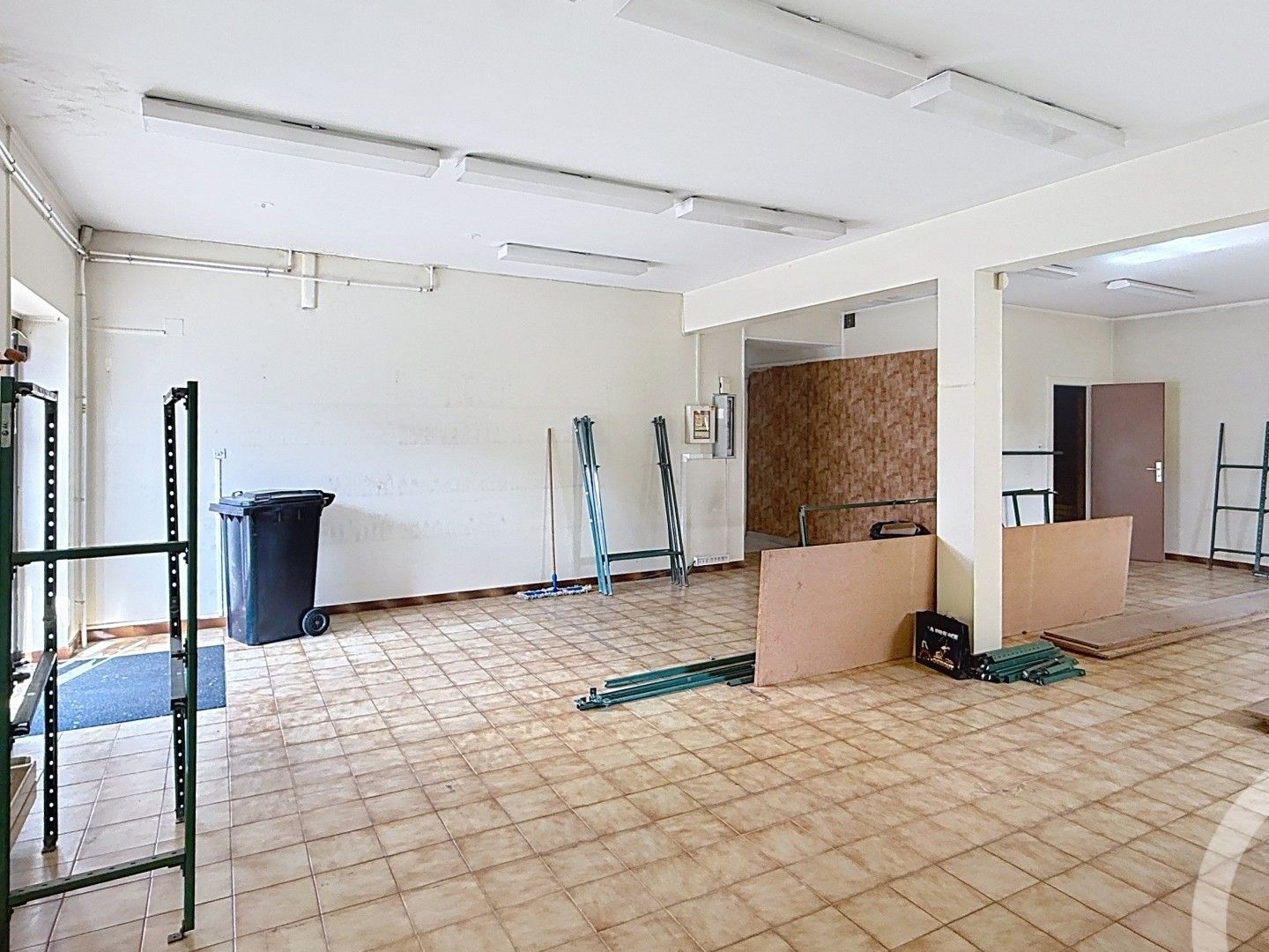 Locaux à vendre - 219m2 - Terville (57180)