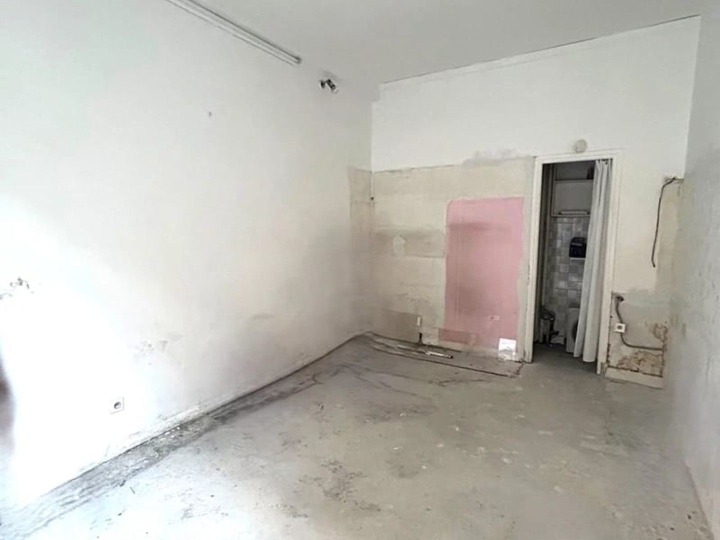 Magasin à vendre - 1 pièce - 17m2 - Nice (06000)