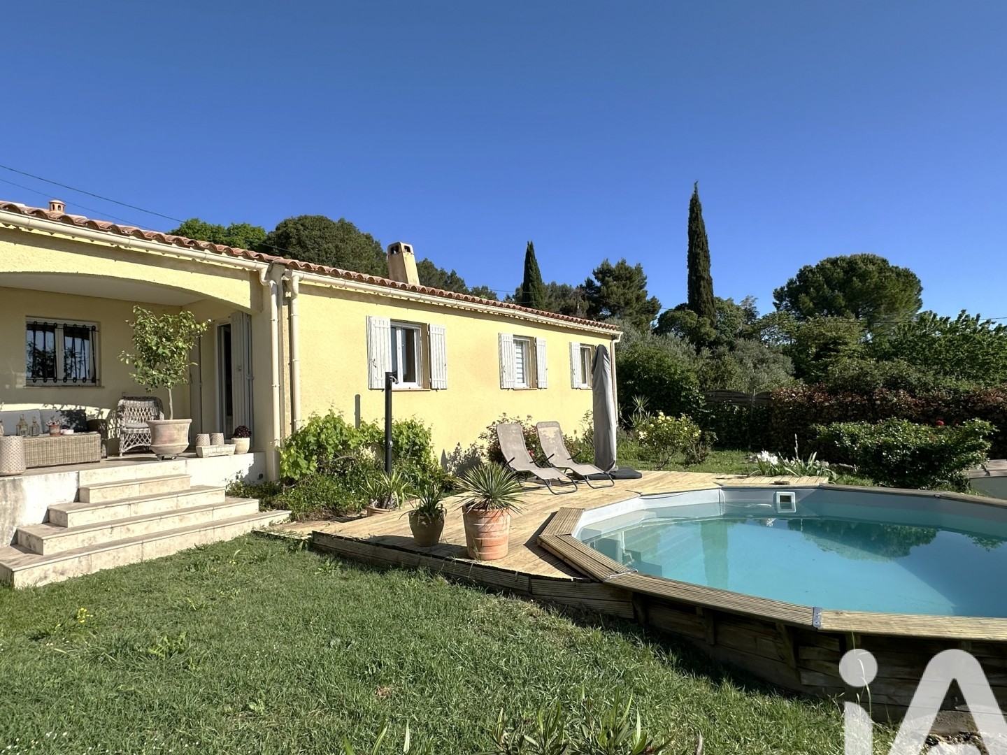 Maison à vendre - 3 pièces - 90m2 - Montaren-Et-Saint... (30700)