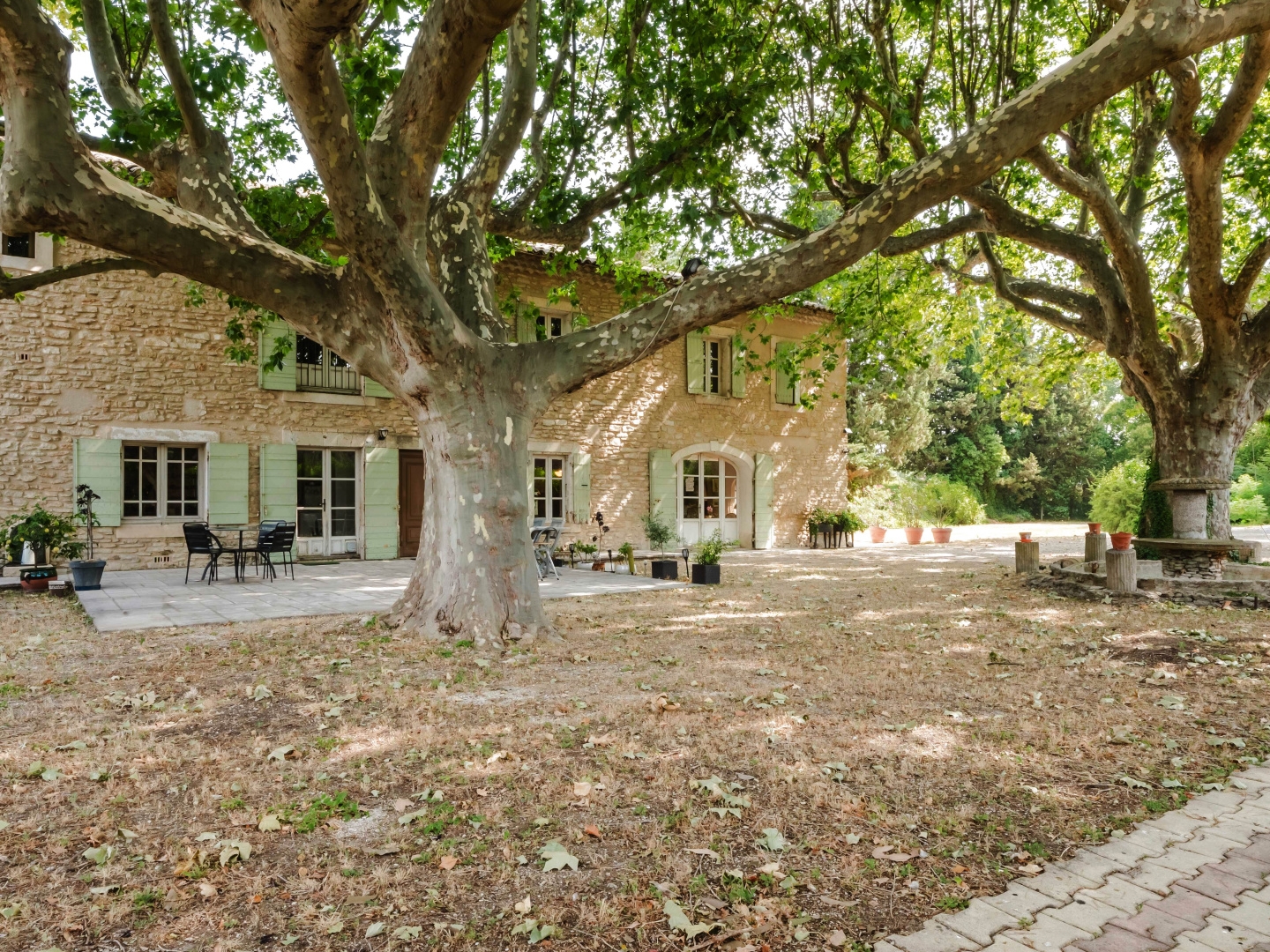 Magnifique Mas en pierre 330 m2