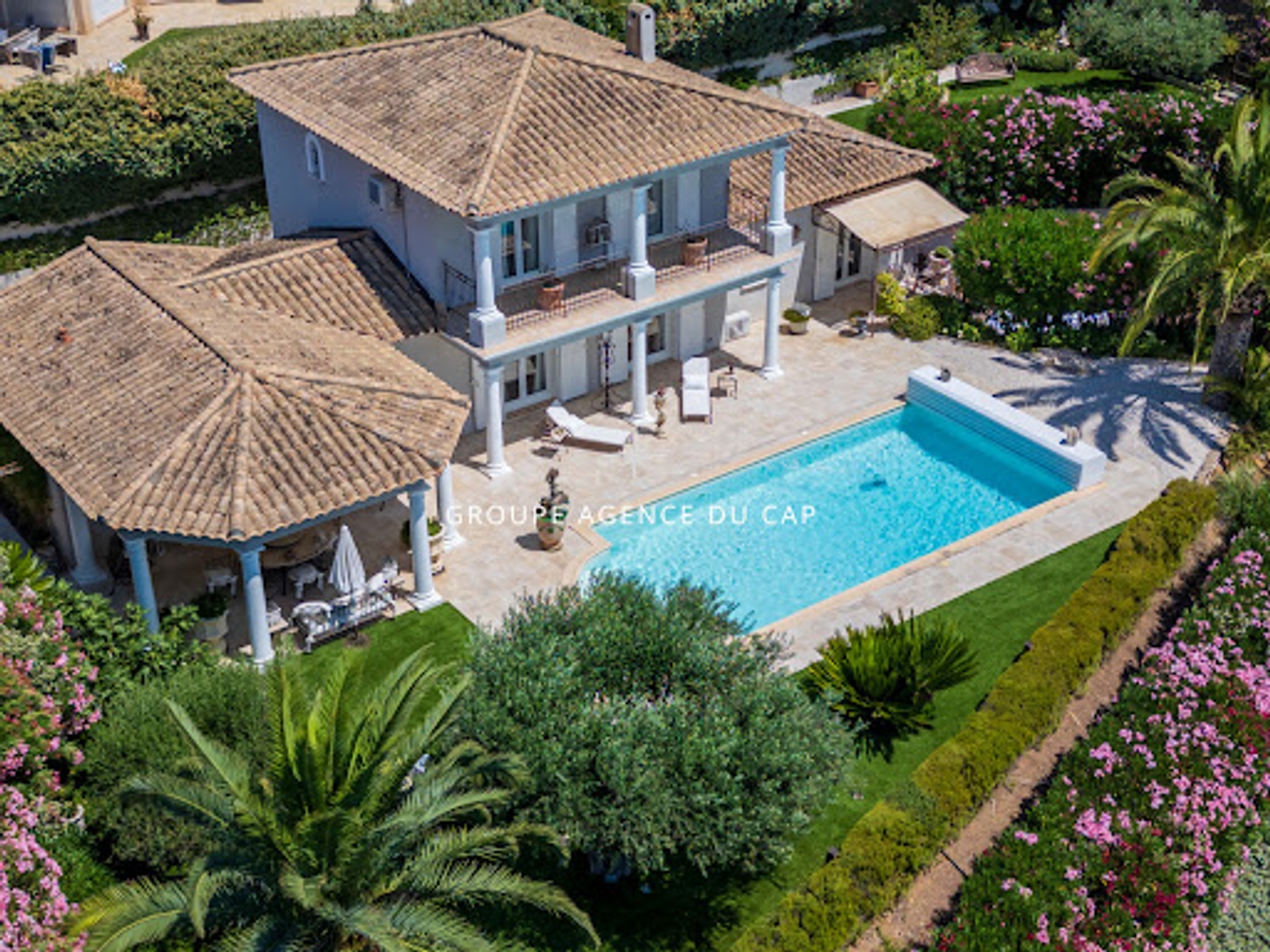 Maison à vendre - 5 pièces - 146m2 - Saint-Raphaël (83700)
