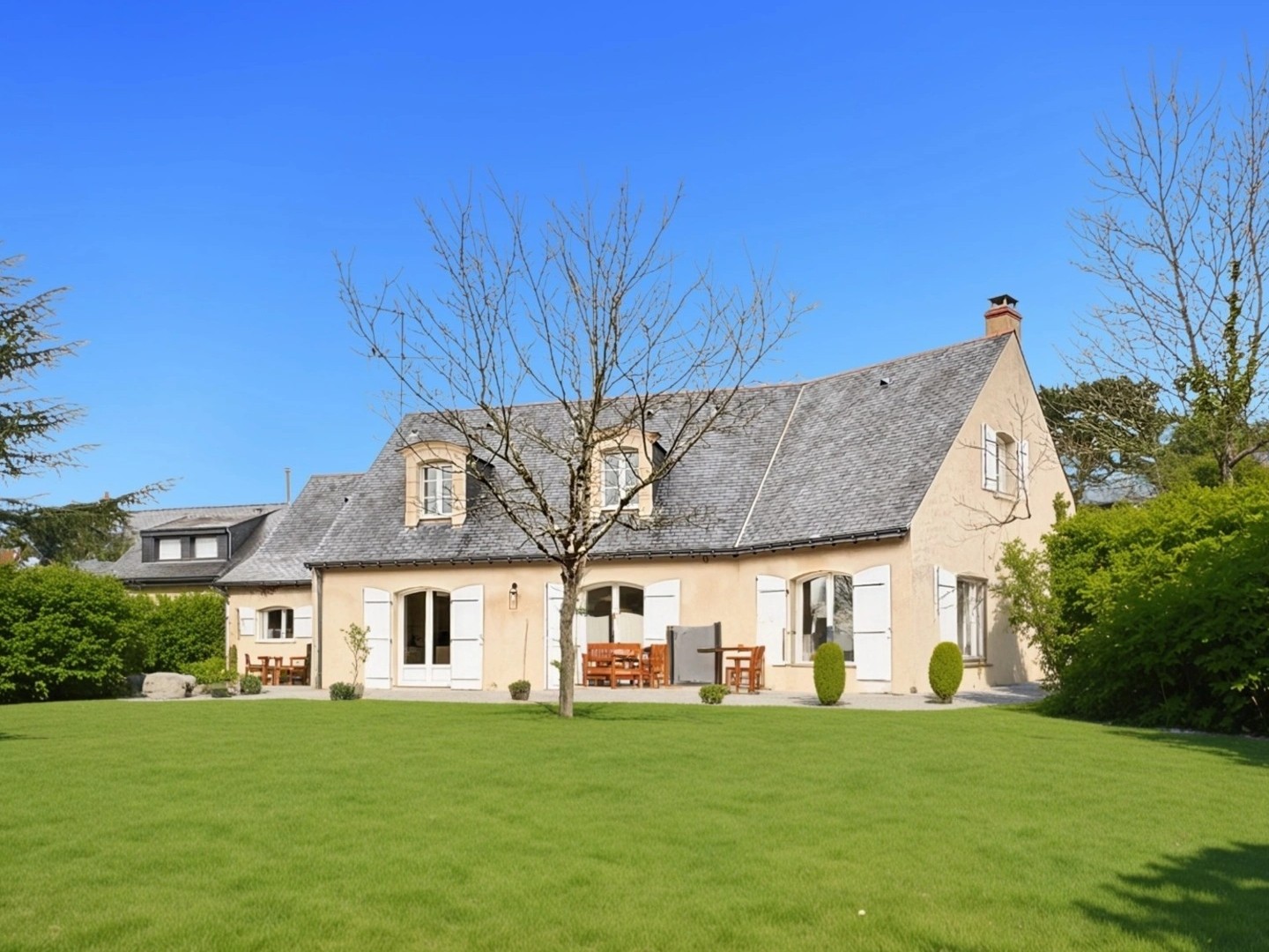 Maison 7 pièces 212 m²