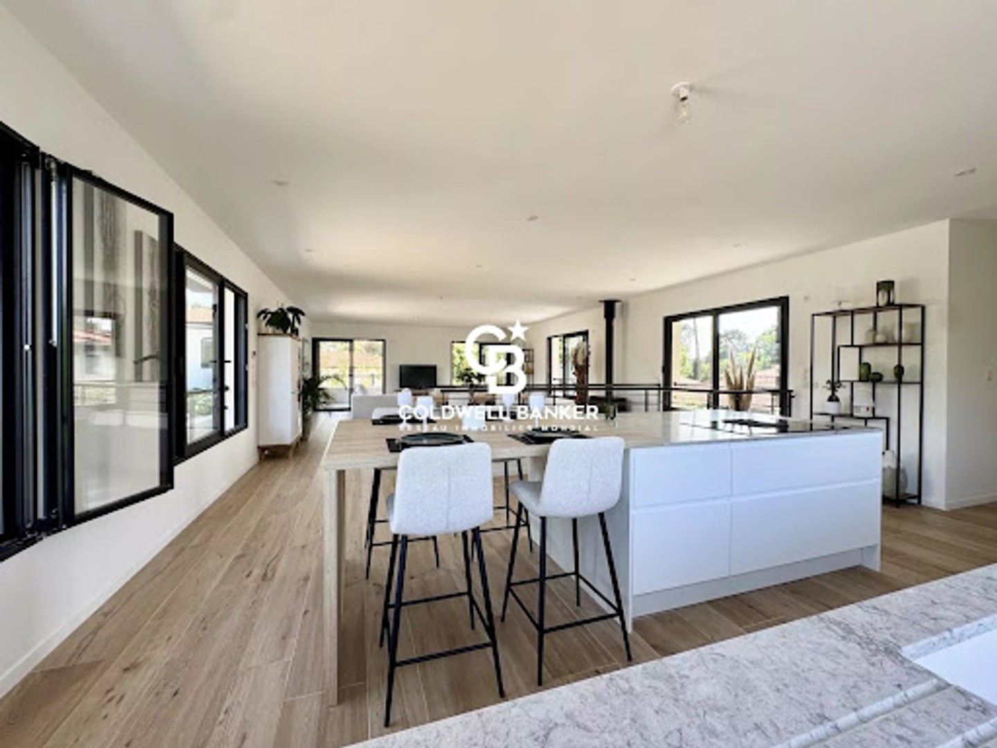 Maison à vendre - 6 pièces - 245m2 - Arcachon (33120)