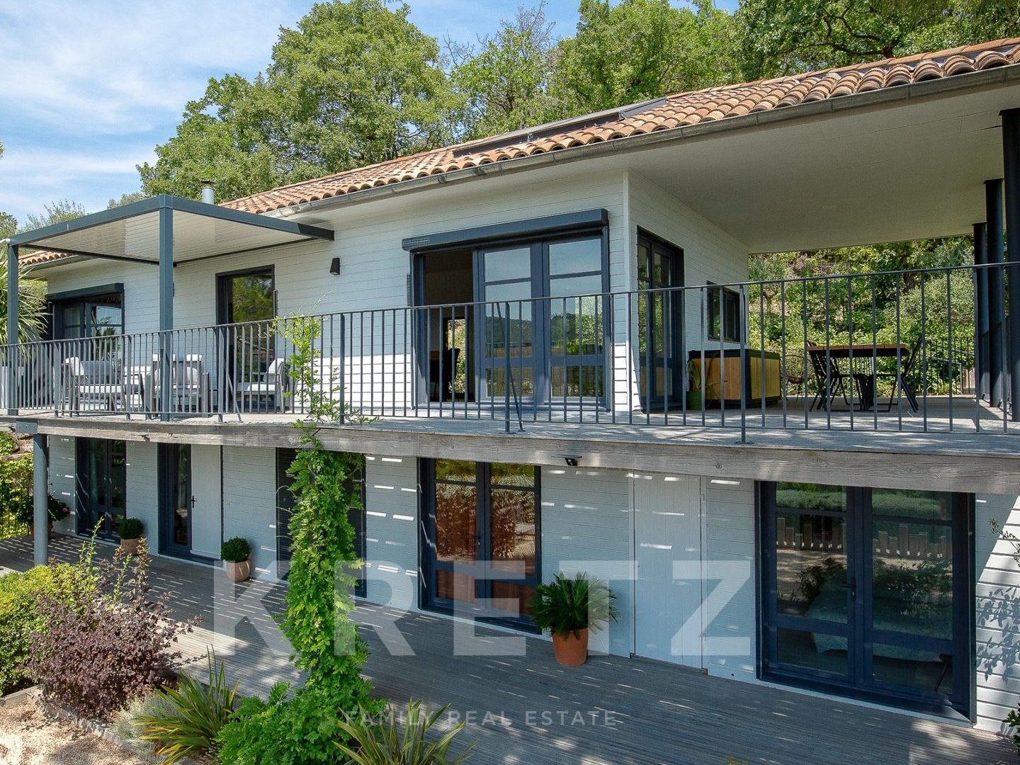 Maison à vendre - 5 pièces - 200m2 - Manosque (04100)