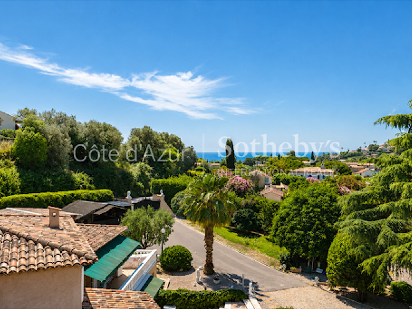 Maison à vendre - 7 pièces - 271m2 - Antibes (06600)