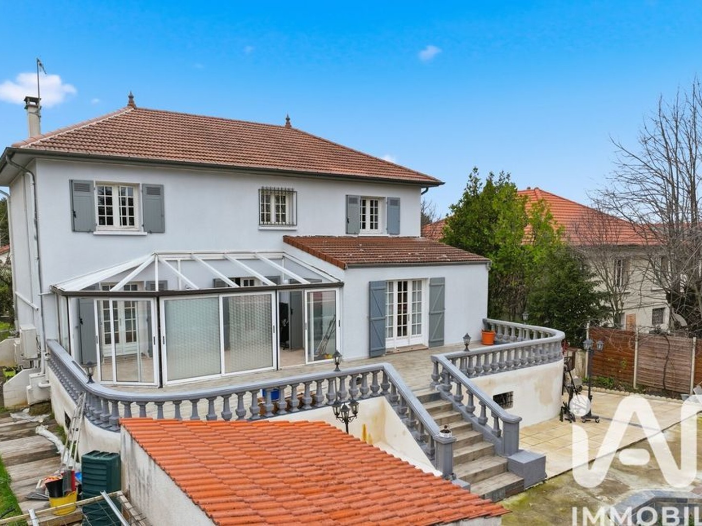 Immeuble 400 m²