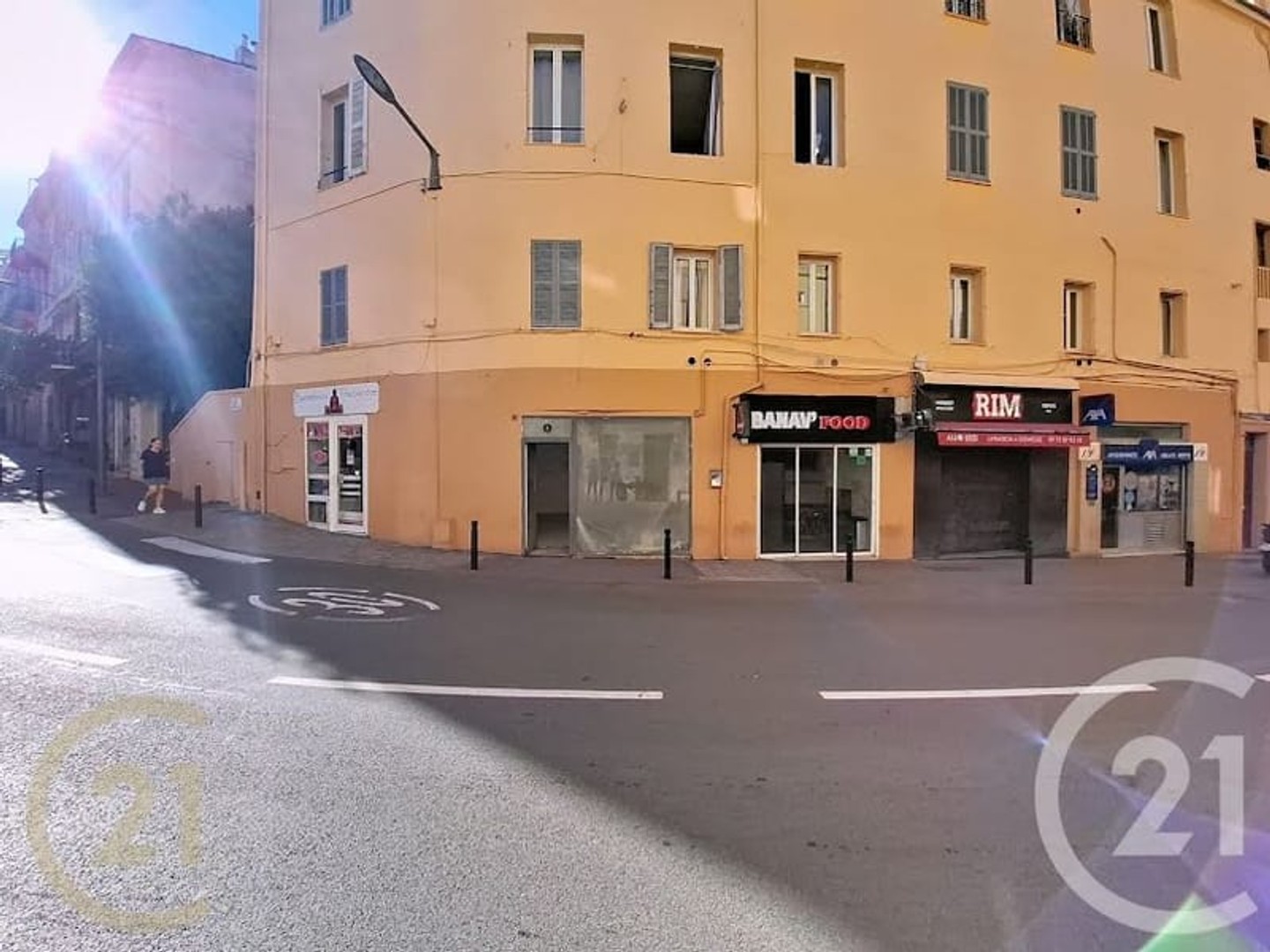 Locaux à vendre - Cannes (06400)
