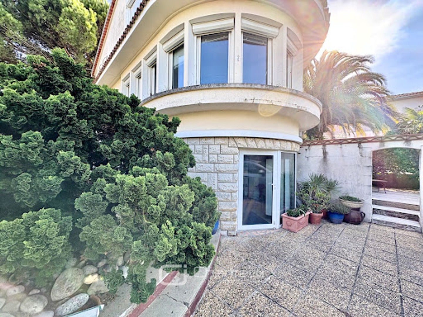 Maison à vendre - 10 pièces - 241m2 - Royan (17200)