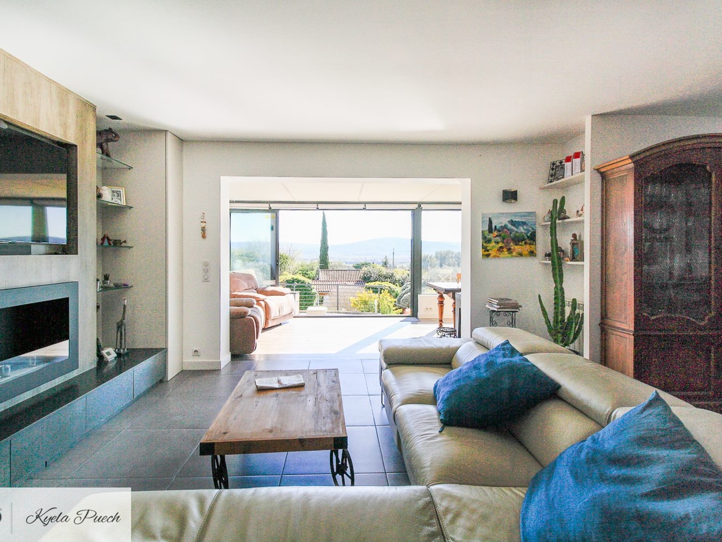 Maison à vendre - 6 pièces - 183m2 - Villelaure (84530)