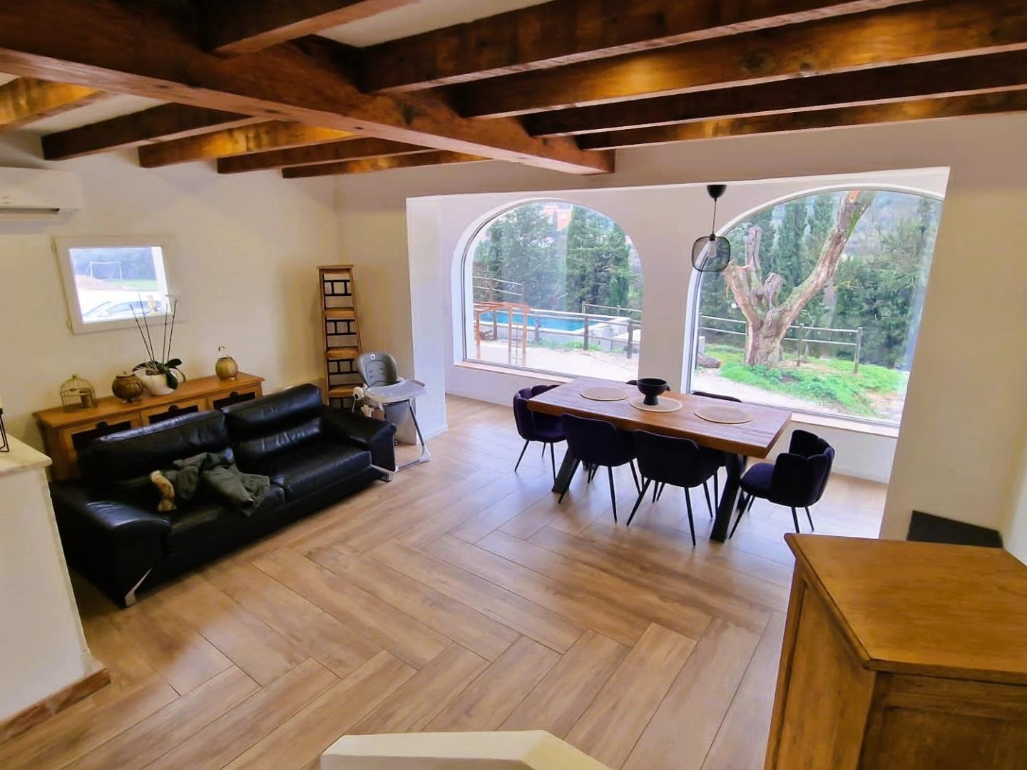 Maison à vendre - 8 pièces - 251m2 - Solliès-Toucas (83210)
