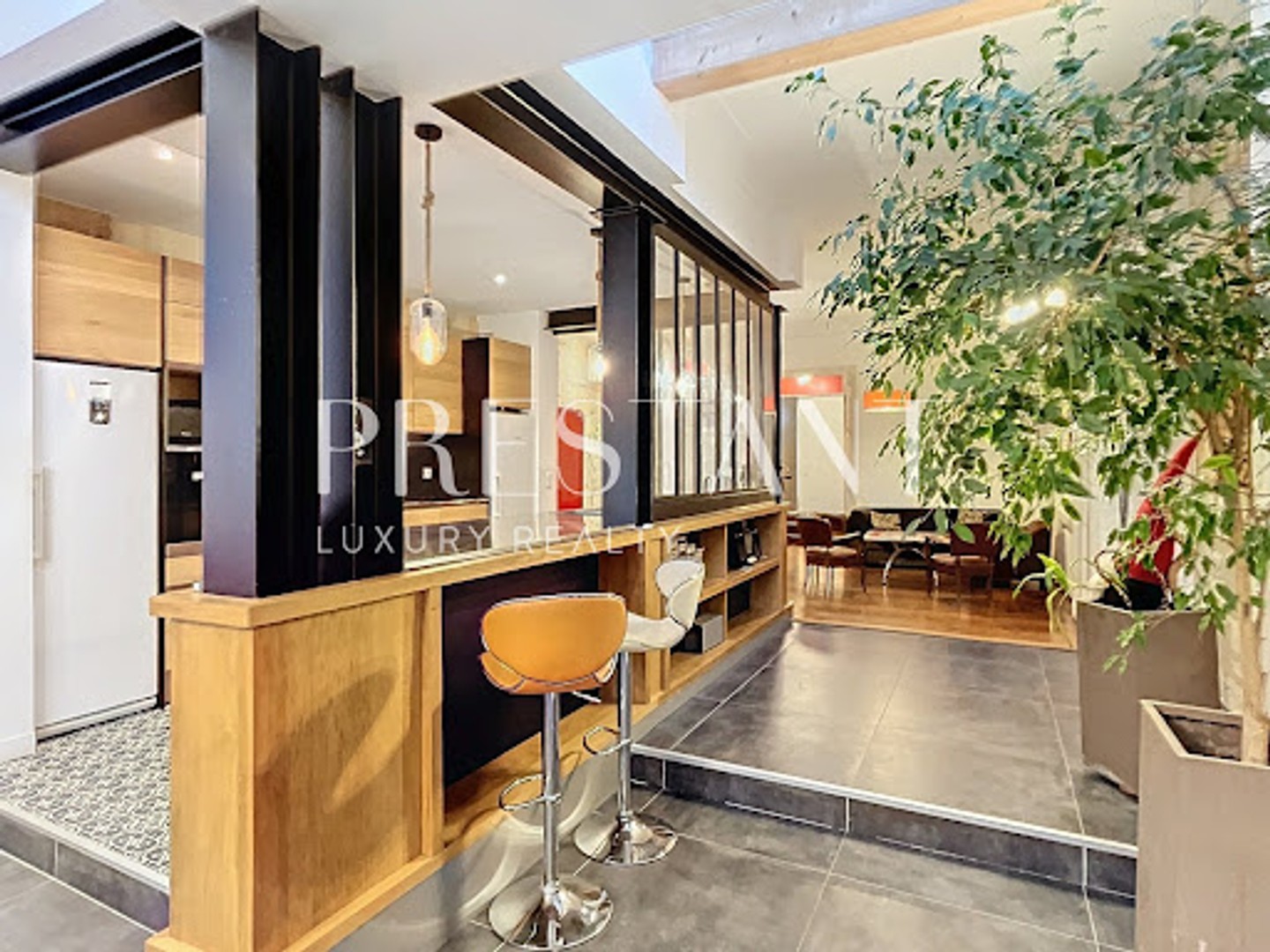 Maison à vendre - 7 pièces - 200m2 - Bordeaux (33800)