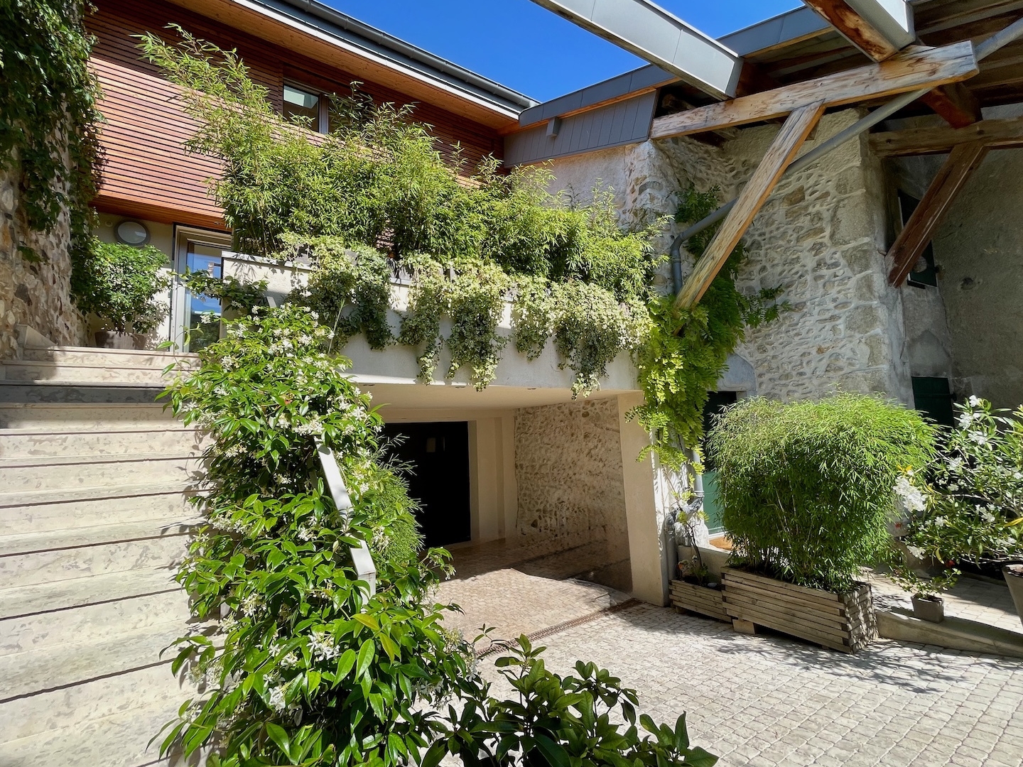 Maison et appartement locatif - Proche centre ville