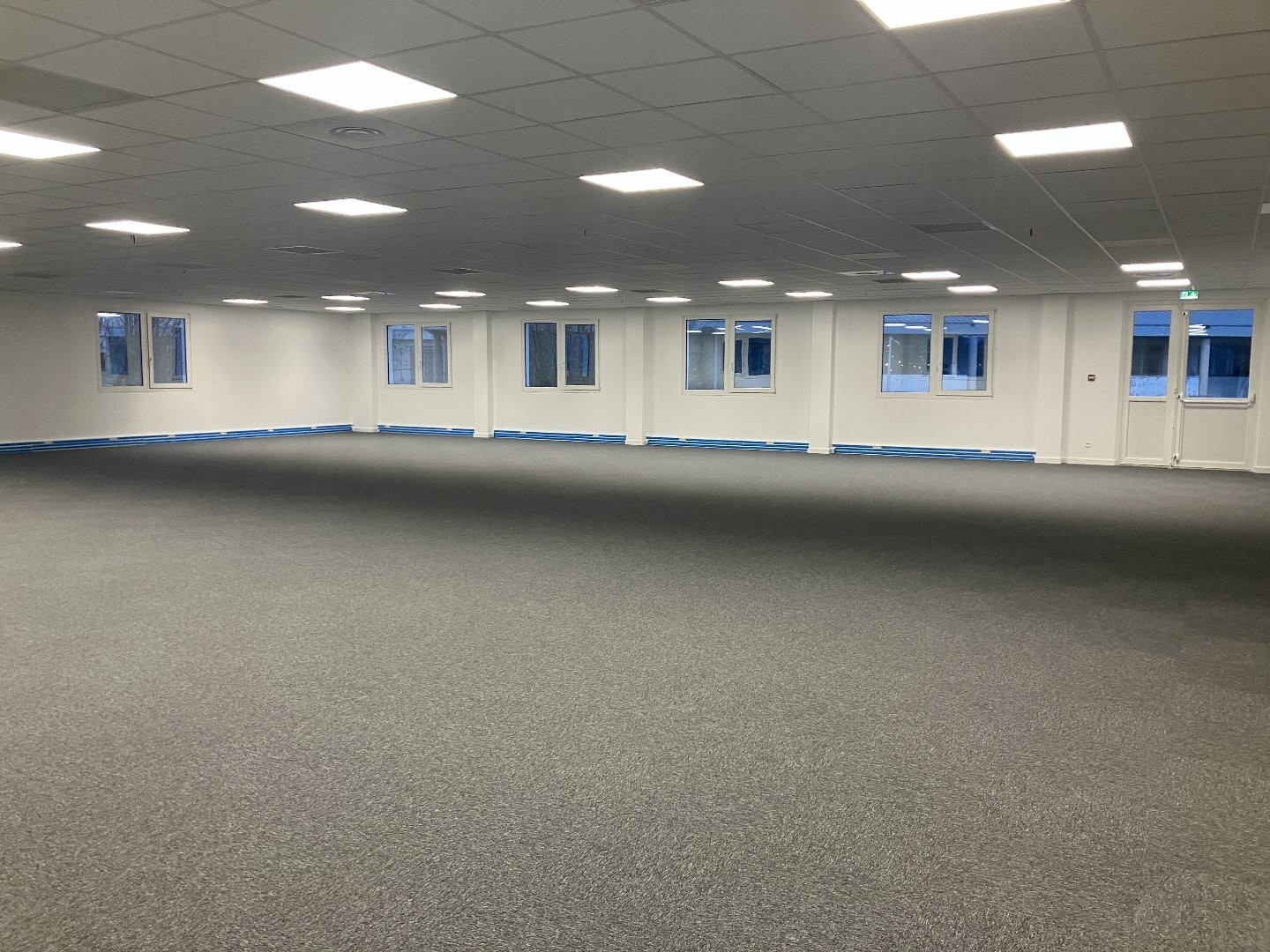 Autre à vendre - 367m2 - Bron (69500)