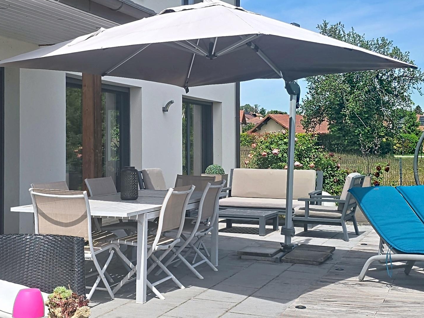 Maison à vendre - 7 pièces - 192m2 - Saint-Genis-Pouilly (01630)