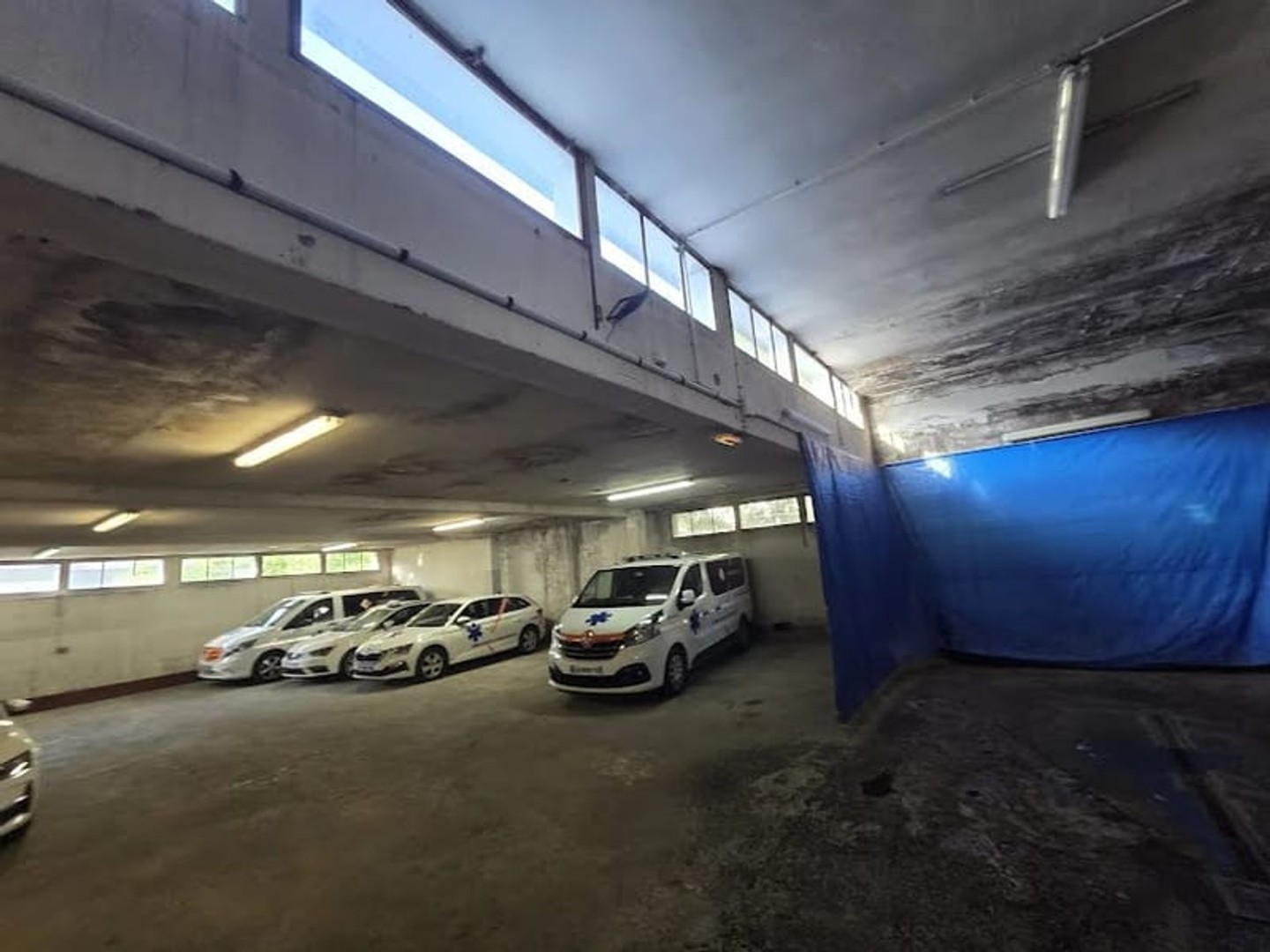 Immeuble 667 m²