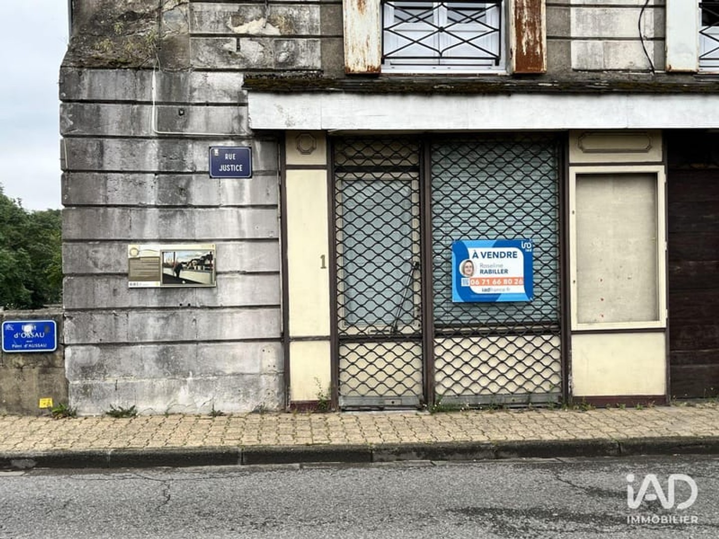 Magasin à vendre - 169m2 - Oloron-Sainte-Marie (64400)