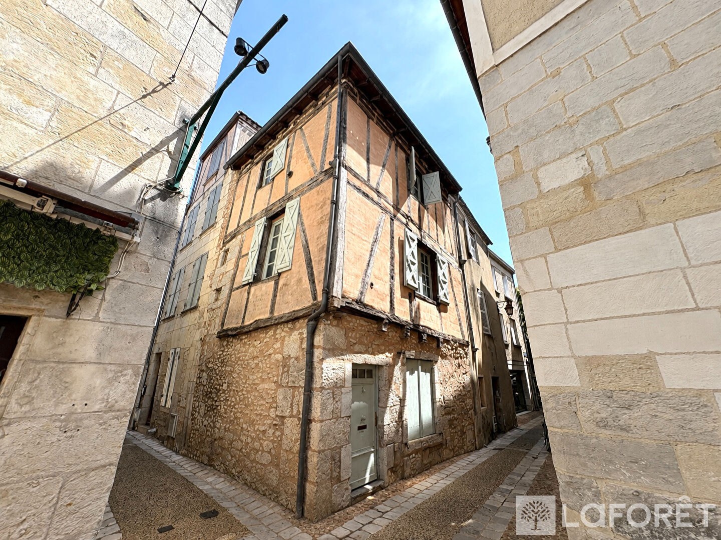 Maison à vendre - 2 pièces - 60m2 - Périgueux (24000)