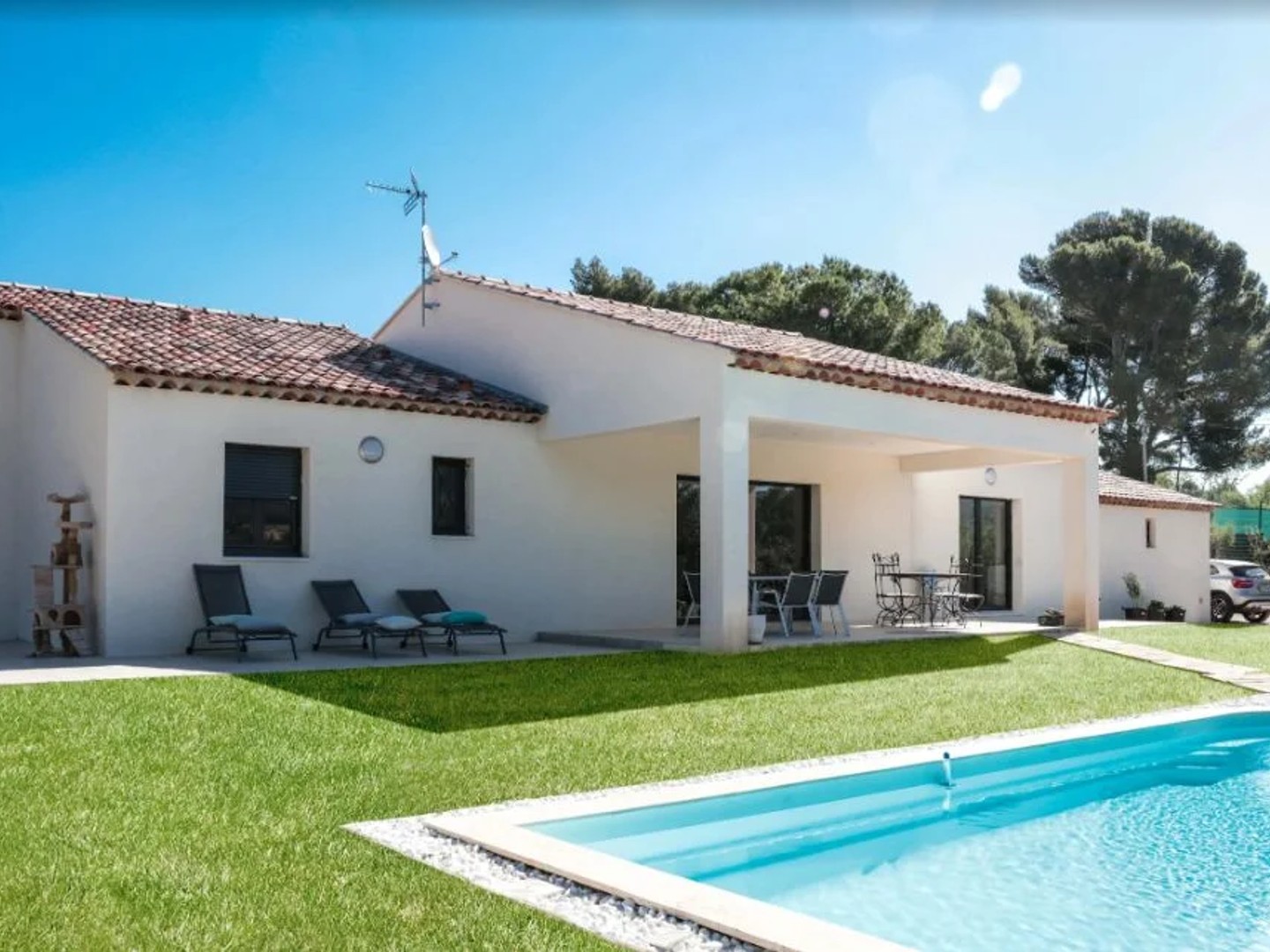 Maison à vendre - 5 pièces - 124m2 - Althen-Des-Paluds (84210)