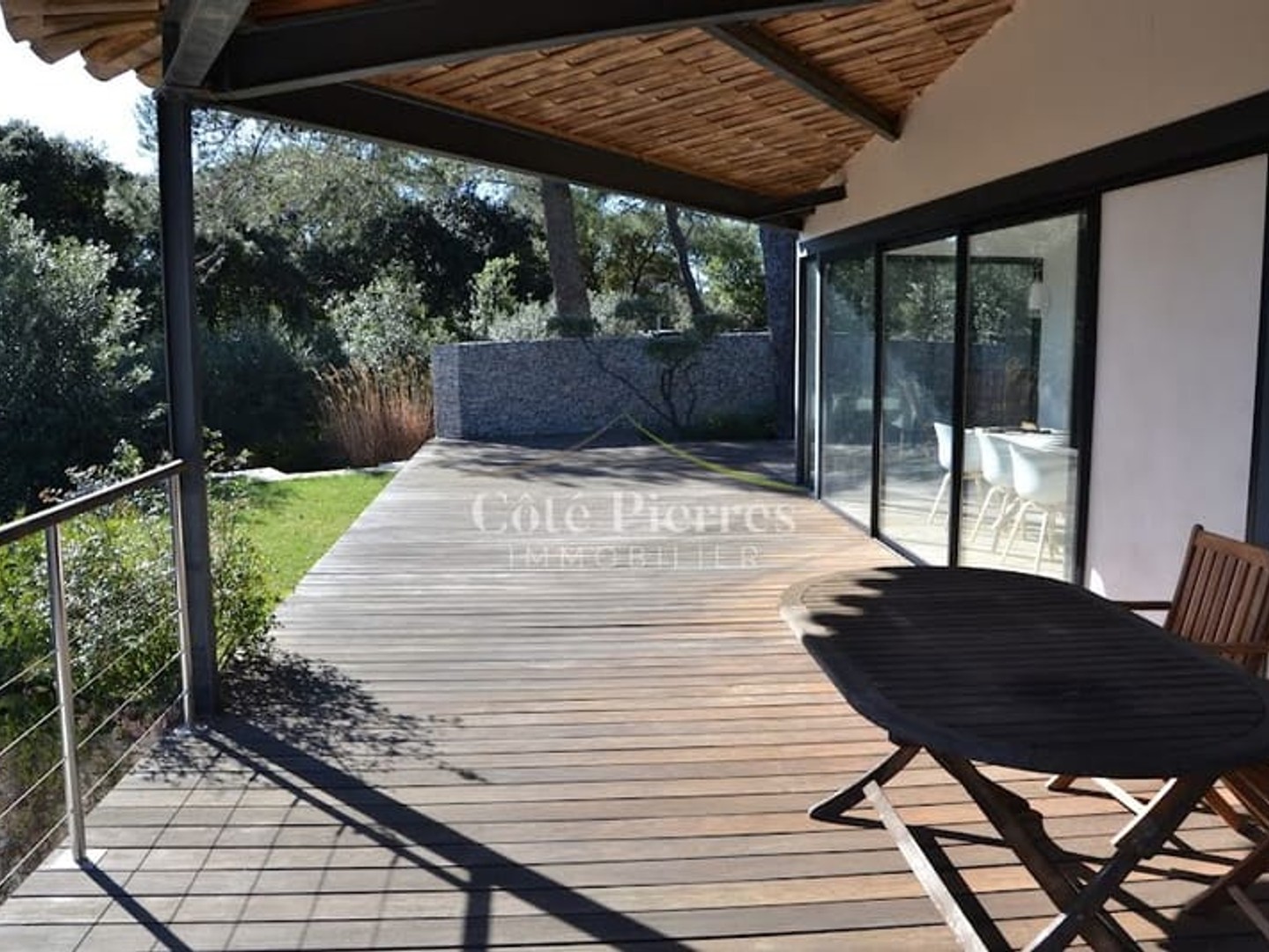 Villa 5 pièces 250 m²