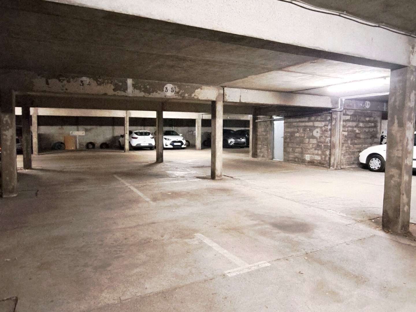 Parking / garage / box à vendre - Angers (49000)
