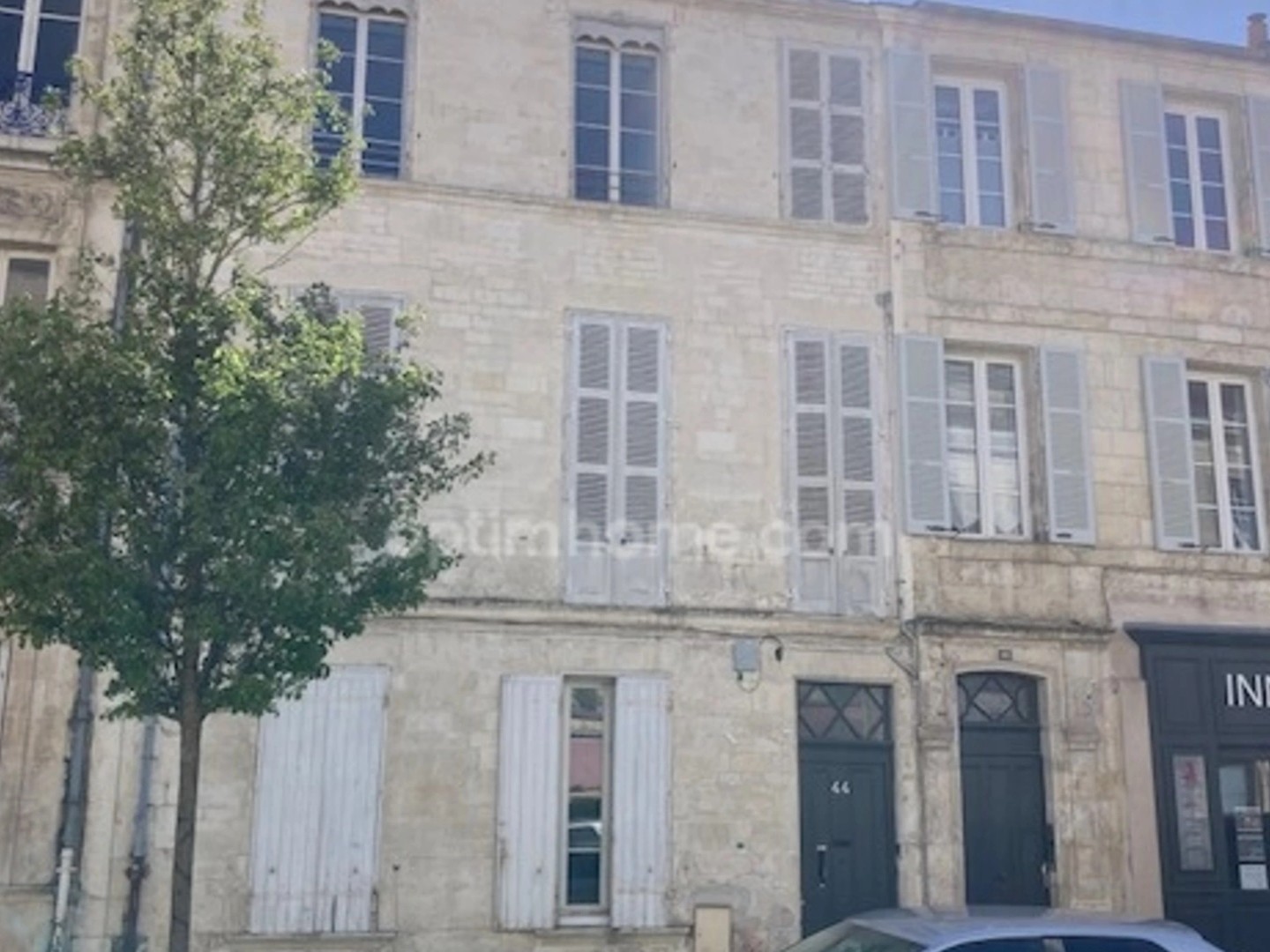 Immeuble à vendre - 300m2 - Rochefort (17300)