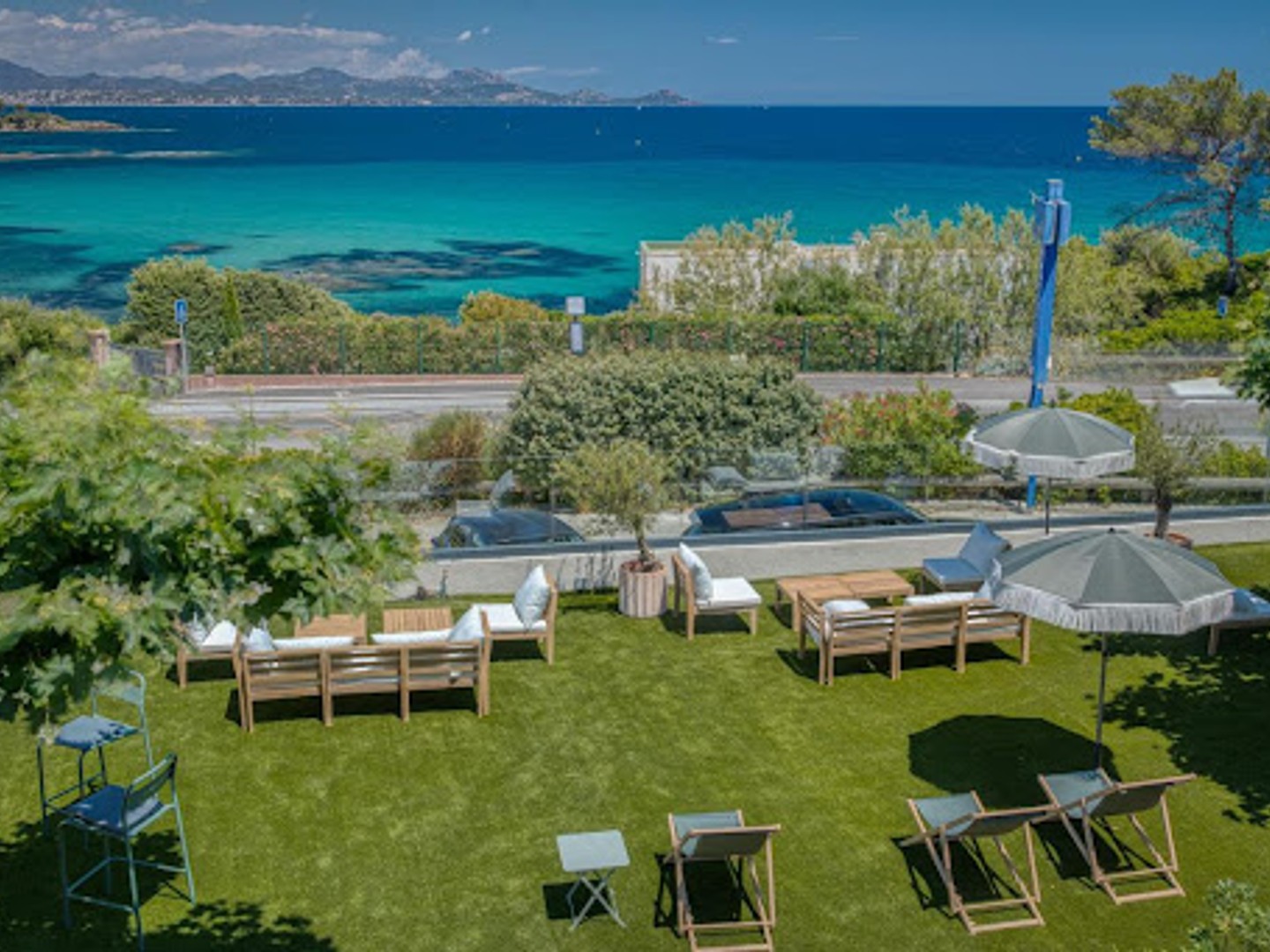 Maison à vendre - 20 pièces - 404m2 - Roquebrune-Sur-Ar... (83520)