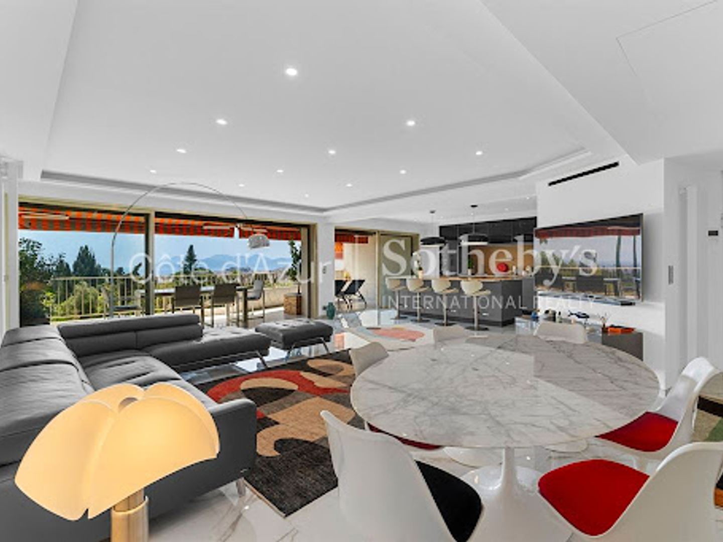 Appartement à vendre - 4 pièces - 127m2 - Cannes (06400)