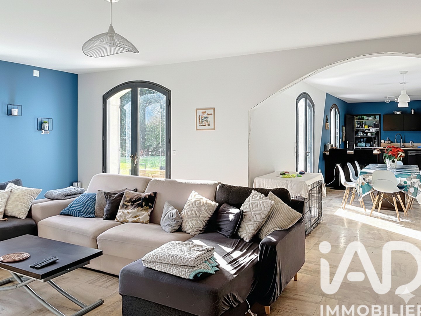 Maison à vendre - 7 pièces - 186m2 - Naintré (86530)