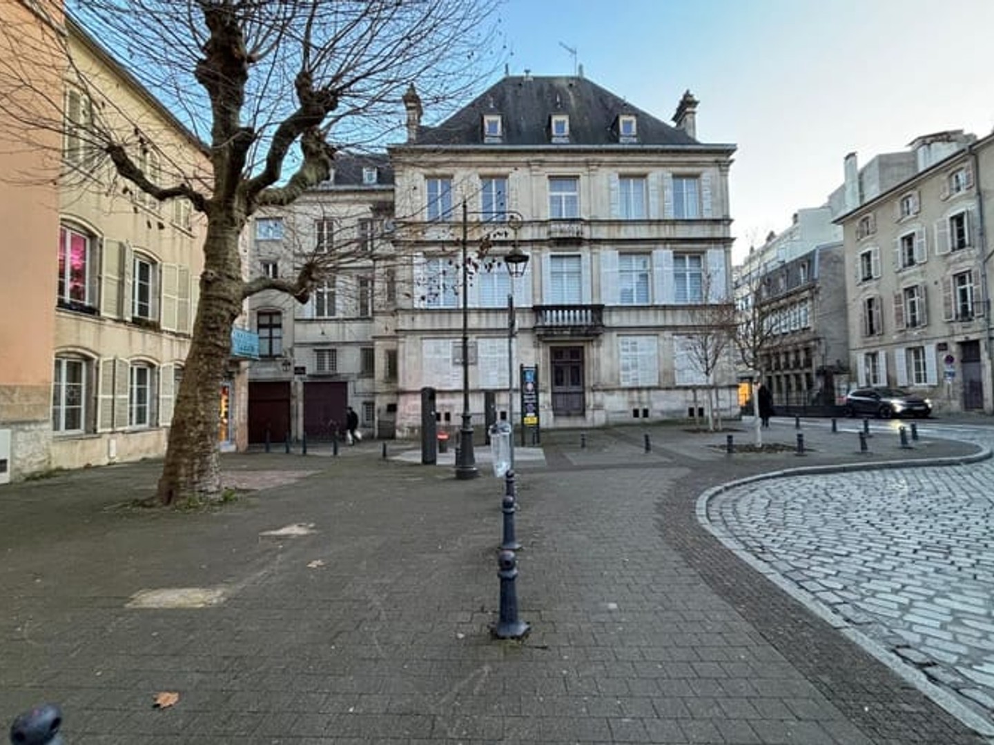 Parking / garage / box à vendre - Nancy (54000)