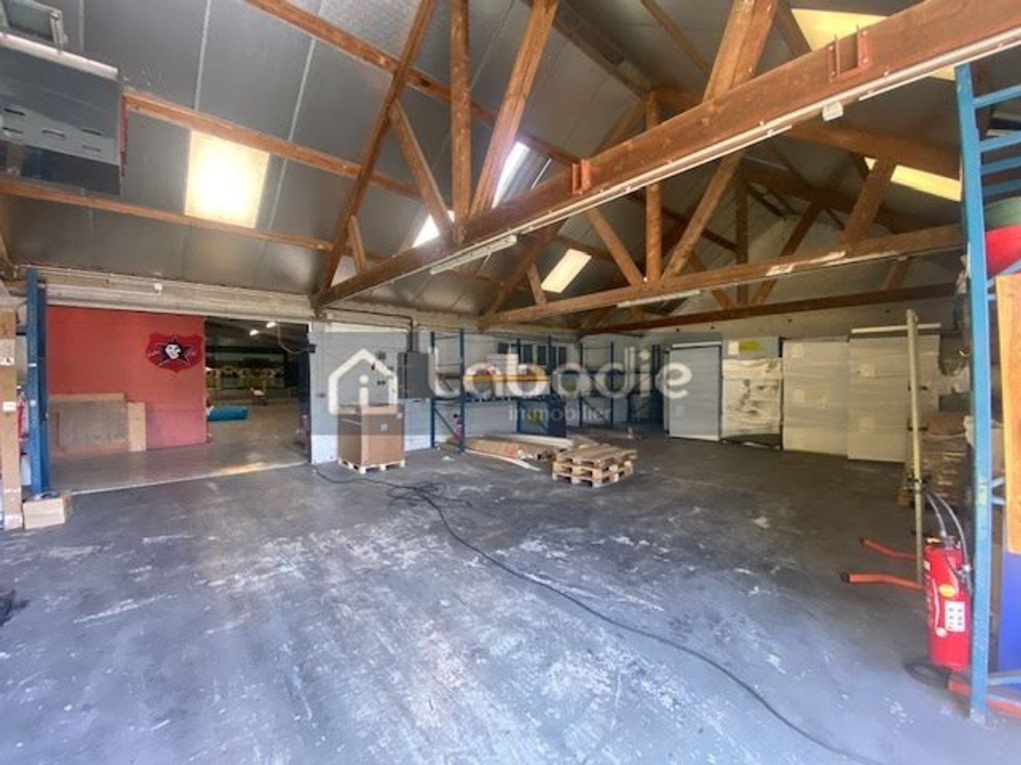 Maison à vendre - 1 pièce - 2413m2 - Villedieu-Les-Poê... (50800)
