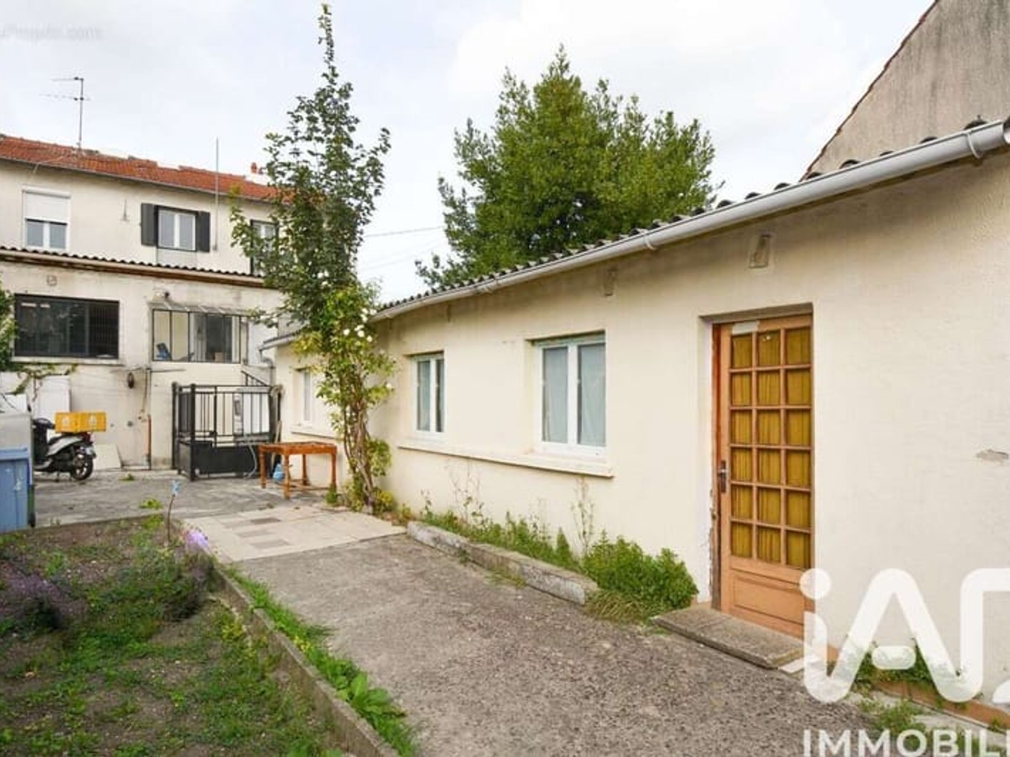 Appartement à vendre - 5 pièces - 180m2 - Aulnay-Sous-Bois (93600)