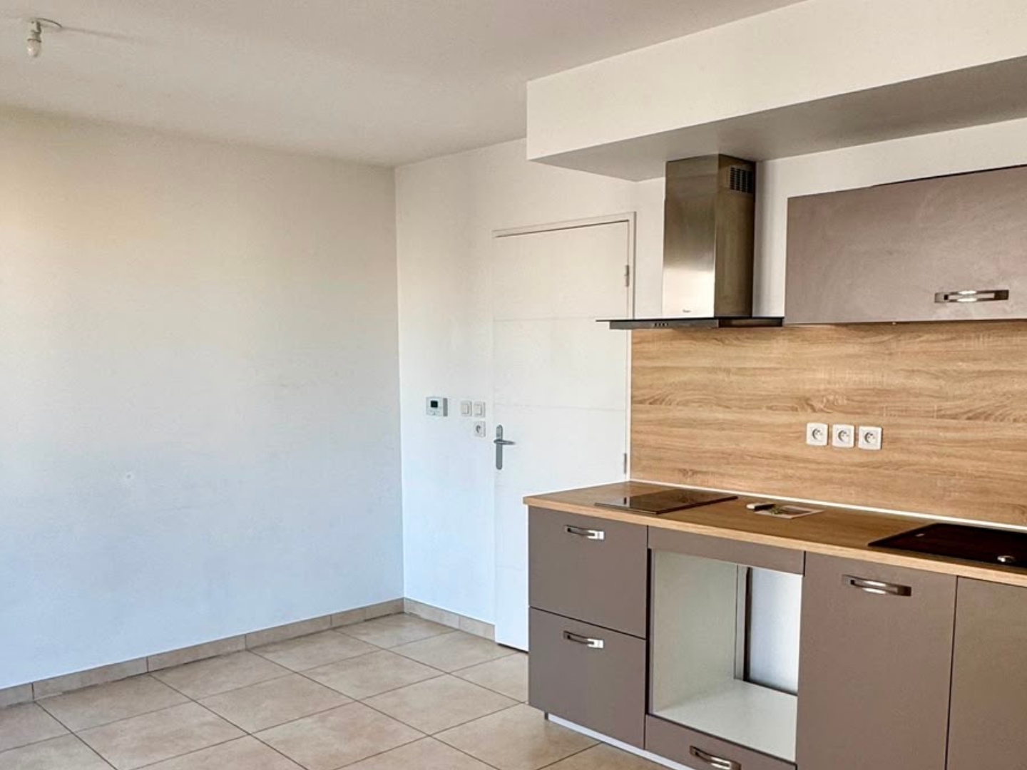 Appartement à vendre - 1 pièce - 29m2 - Bron (69500)