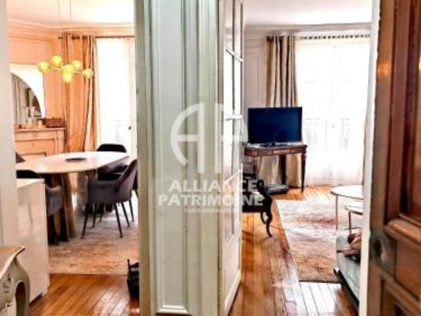 Appartement à vendre - 3 pièces - 110m2 - Paris 16e (75016)