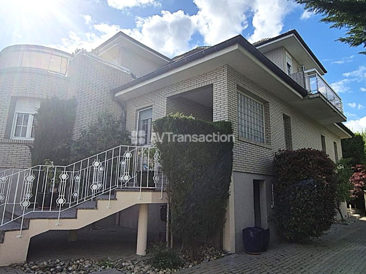 Maison à vendre - 7 pièces - 375m2 - Holtzheim (67810)