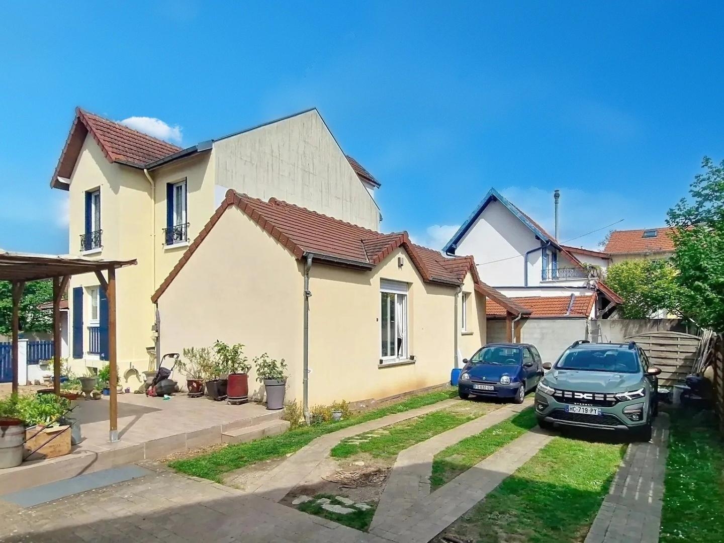 Maison à vendre - 6 pièces - 103m2 - Maisons-Laffitte (78600)