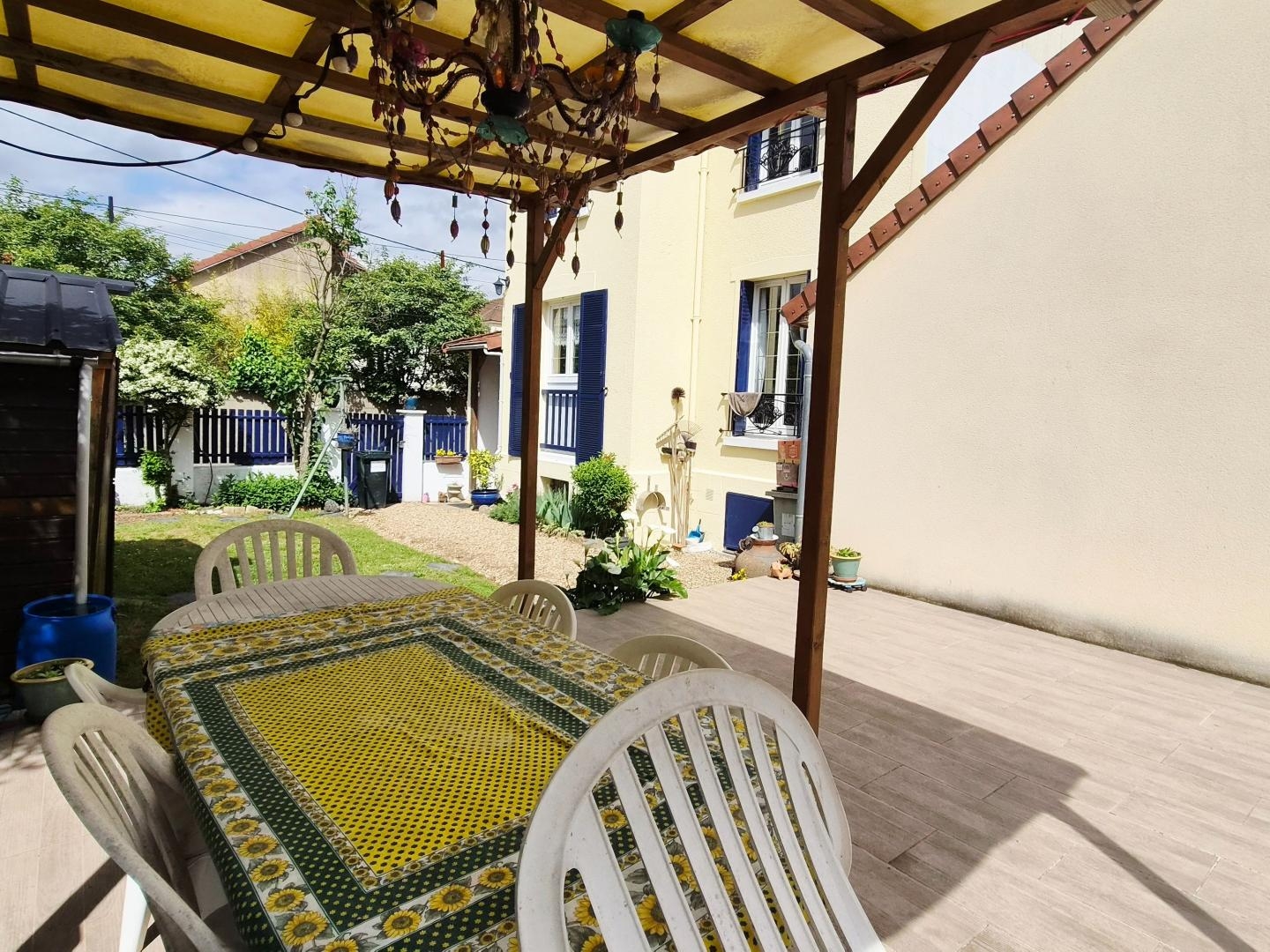 Maison à vendre - 6 pièces - 103m2 - Maisons-Laffitte (78600)