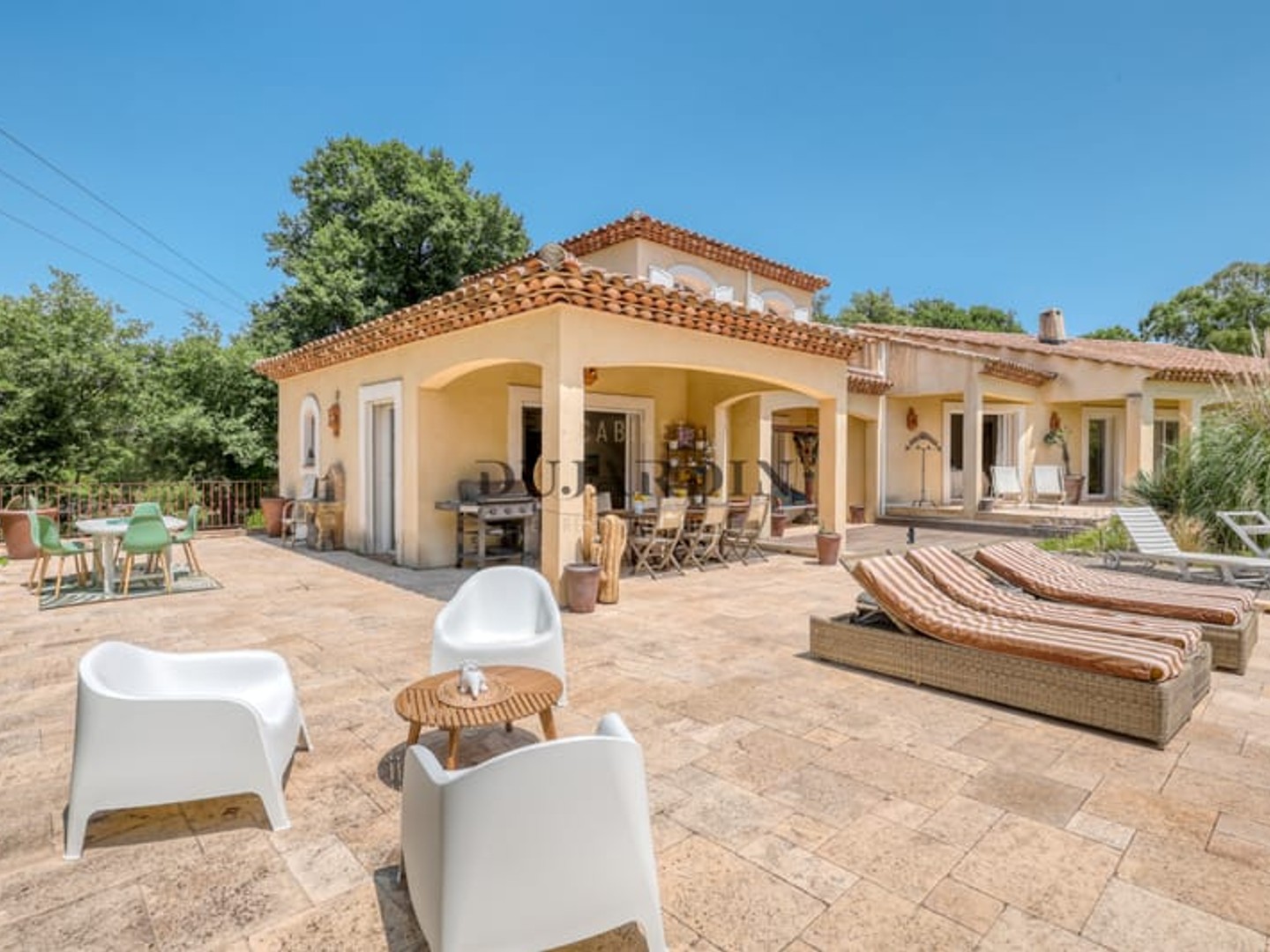 Maison à vendre - 10 pièces - 330m2 - Bormes-Les-Mimosas (83230)